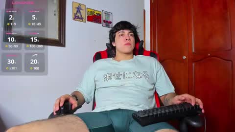 Snapshot of cuteznowyy chatting on December 11, 1:37 am Ask me online show from December 11, 1:37 am