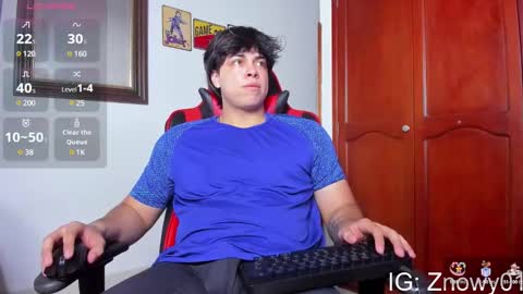 Snapshot of cuteznowyy chatting on January 8, 11:41 pm Ask me online show from January 8, 11:41 pm