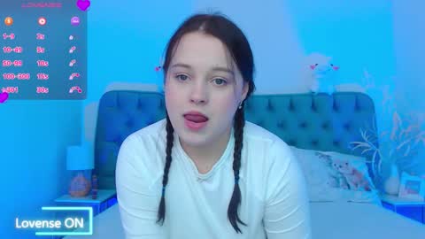 Nika  online show from October 9, 9:35 pm
