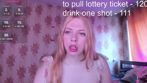 Snapshot of cutie_bambi_ chatting on June 30, 12:06 pm Bambi online show from June 30, 12:06 pm