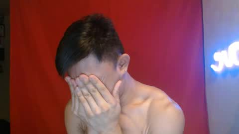 Snapshot of cutie_hunk69 chatting on June 25, 5:23 am cutie_hunk69 online show from June 25, 5:23 am