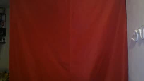 Snapshot of cutie_hunk69 chatting on July 2, 1:38 am cutie_hunk69 online show from July 2, 1:38 am