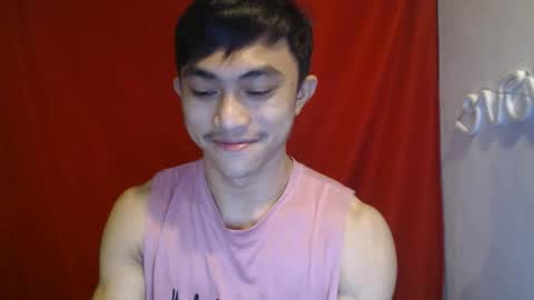 Snapshot of cutie_hunk69 chatting on July 16, 12:44 pm cutie_hunk69 online show from July 16, 12:44 pm
