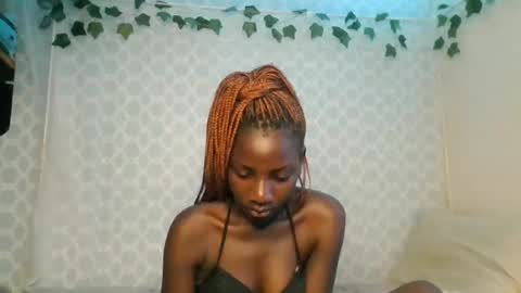 Snapshot of cutie_liqy chatting on June 3, 11:43 pm Liqy online show from June 3, 11:43 pm
