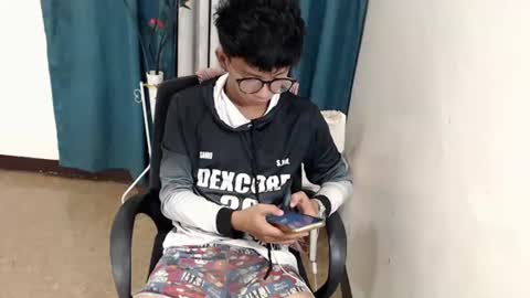 Snapshot of cutie_mico chatting on June 19, 9:46 am cutie_mico online show from June 19, 9:46 am