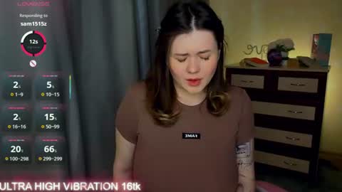 Snapshot of cutie_mili chatting on July 20, 11:23 am mili online show from July 20, 11:23 am