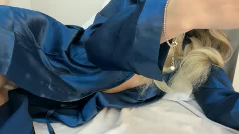 Call me cutie online show from March 29, 3:45 pm