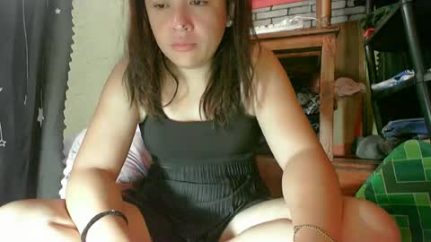 Snapshot of cutie_pie02 chatting on April 30, 5:14 am cutie_pie02 online show from April 30, 5:14 am