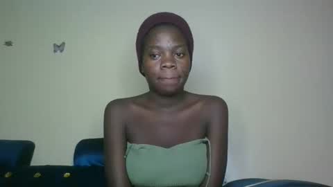 Snapshot of cutie_plush chatting on March 30, 3:51 am cutieplush online show from March 30, 3:51 am