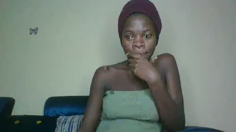 Snapshot of cutie_plush chatting on March 31, 7:09 am cutieplush online show from March 31, 7:09 am