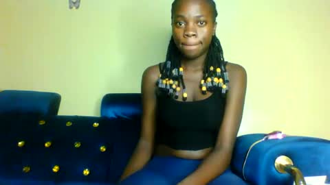 Snapshot of cutie_plush chatting on April 20, 5:48 pm cutieplush online show from April 20, 5:48 pm