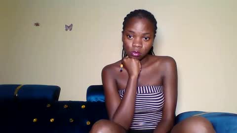 Snapshot of cutie_plush chatting on April 23, 7:38 pm cutieplush online show from April 23, 7:38 pm