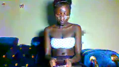 Snapshot of cutie_plush chatting on April 27, 6:50 pm cutieplush online show from April 27, 6:50 pm
