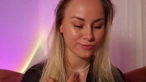 Snapshot of cutie_xoxo_ chatting on July 5, 6:37 pm cutie_xoxo_ online show from July 5, 6:37 pm