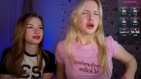 Chloe online show from April 15, 7:54 pm