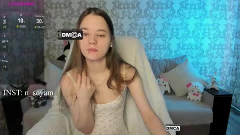 Snapshot of cutiekitty_cb chatting on April 21, 11:51 pm cutiekitty_cb online show from April 21, 11:51 pm
