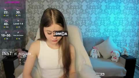 Snapshot of cutiekitty_cb chatting on April 26, 12:52 am cutiekitty_cb online show from April 26, 12:52 am