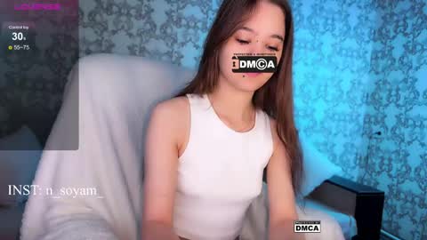 Snapshot of cutiekitty_cb chatting on May 16, 2:19 am cutiekitty_cb online show from May 16, 2:19 am
