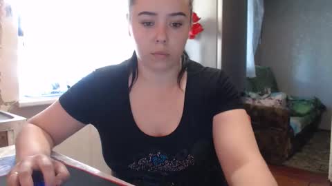 Snapshot of cutiemarine chatting on April 27, 10:57 am cutiemarine online show from April 27, 10:57 am
