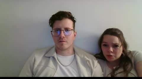 cutiie2004 online show from May 10, 6:07 am