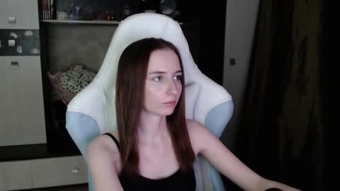 Cutti Crystal online show from October 29, 7:04 pm