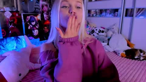 Snapshot of cuttie_ponyy chatting on February 22, 9:24 pm Nora online show from February 22, 9:24 pm