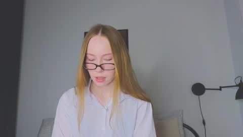 Snapshot of cuute_angell chatting on May 24, 5:07 pm Virginia See you on Sunday online show from May 24, 5:07 pm