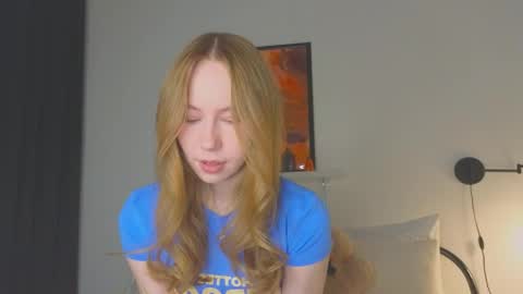 Snapshot of cuute_angell chatting on June 3, 5:18 pm Virginia See you on Sunday online show from June 3, 5:18 pm
