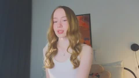 Snapshot of cuute_angell chatting on June 4, 5:08 pm Virginia See you on Sunday online show from June 4, 5:08 pm
