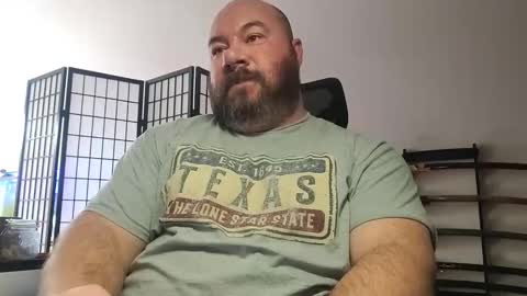 Snapshot of cwbyga chatting on February 7, 11:30 pm Bubba Bull online show from February 7, 11:30 pm
