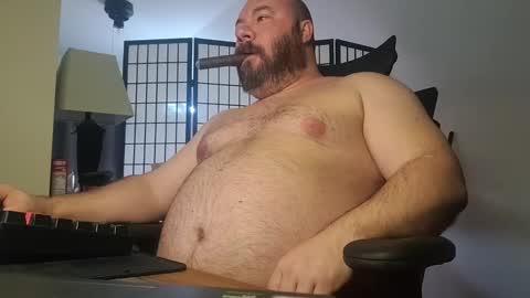 Snapshot of cwbyga chatting on February 10, 8:35 pm Bubba Bull online show from February 10, 8:35 pm