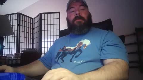 Snapshot of cwbyga chatting on May 25, 7:20 pm Bubba Bull online show from May 25, 7:20 pm