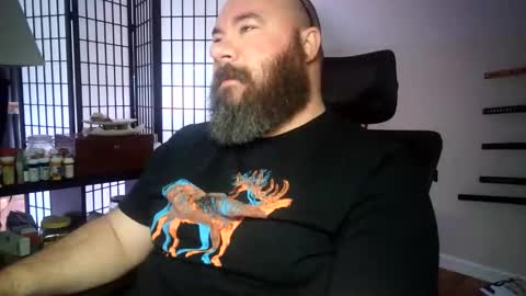 Snapshot of cwbyga chatting on May 30, 6:49 pm Bubba Bull online show from May 30, 6:49 pm