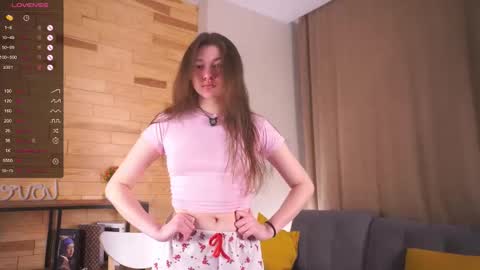 Snapshot of cweneharwick chatting on January 13, 3:06 pm Welcome in my room My name is Mila did you miss me lets play - check menu to have fun online show from January 13, 3:06 pm