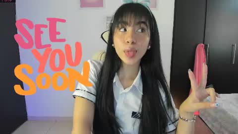 Snapshot of cyber_lizz chatting on June 11, 12:32 am Liz online show from June 11, 12:32 am