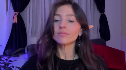 Snapshot of cyberotic_666 chatting on February 6, 2:05 am Sophia - Independent model online show from February 6, 2:05 am