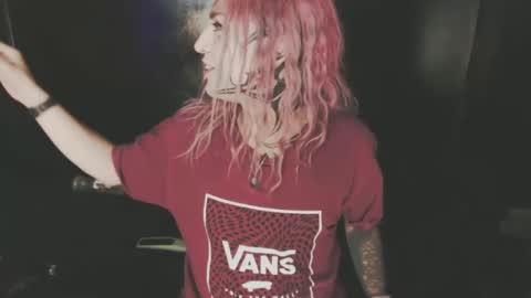 Nikki online show from October 12, 1:04 am