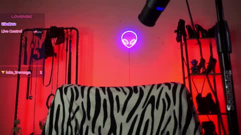 Lily Goddess online show from February 2, 6:12 am