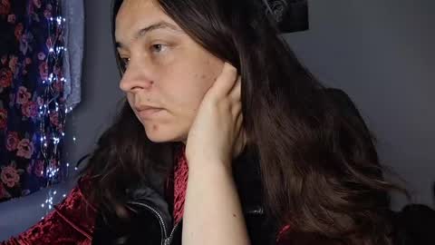 Cyndee Winter online show from April 26, 7:55 pm