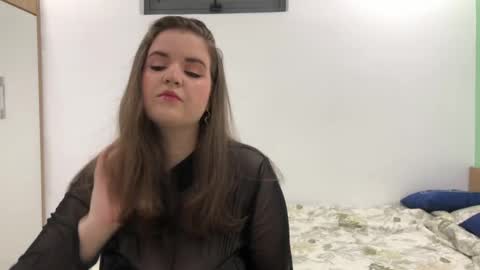 Cynthia online show from May 2, 11:59 am