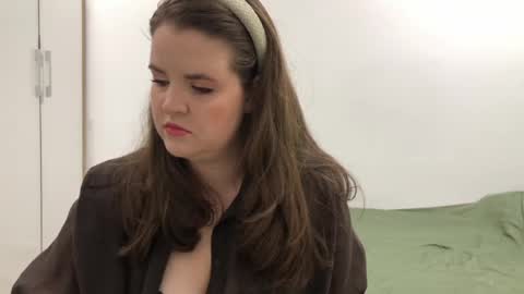 Cynthia online show from May 3, 11:27 am