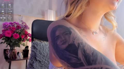 Snapshot of cyntia_adams chatting on January 21, 6:34 pm cyntia_adams online show from January 21, 6:34 pm