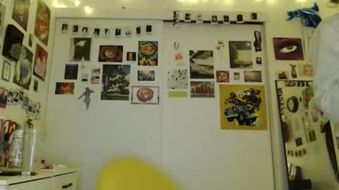 cypresskneez online show from December 4, 8:56 am