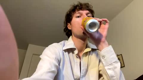 Snapshot of cystalchalice chatting on December 10, 9:43 pm CRYSTALCHALICE online show from December 10, 9:43 pm