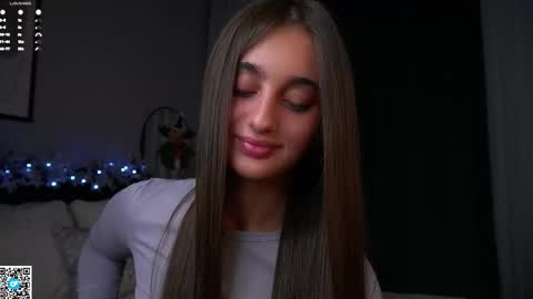 Isabella online show from January 17, 1:10 am