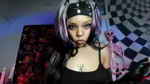 Snapshot of d00m4d00dz chatting on July 12, 6:26 am nerdyhotgoth online show from July 12, 6:26 am