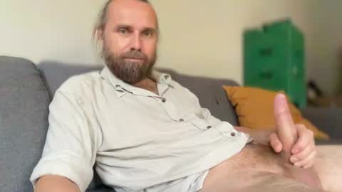 Snapshot of d0n_gi0vanni chatting on July 6, 8:22 am d0n_gi0vanni online show from July 6, 8:22 am