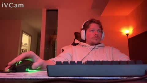 d14m0nd22 online show from April 19, 4:12 am