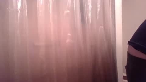 Snapshot of d1d_u_m1ss_1t chatting on February 21, 11:01 am d1d_u_m1ss_1t online show from February 21, 11:01 am