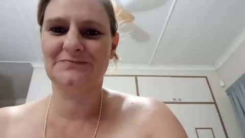 Snapshot of d4p_couple chatting on March 10, 8:12 pm Deb   peter online show from March 10, 8:12 pm